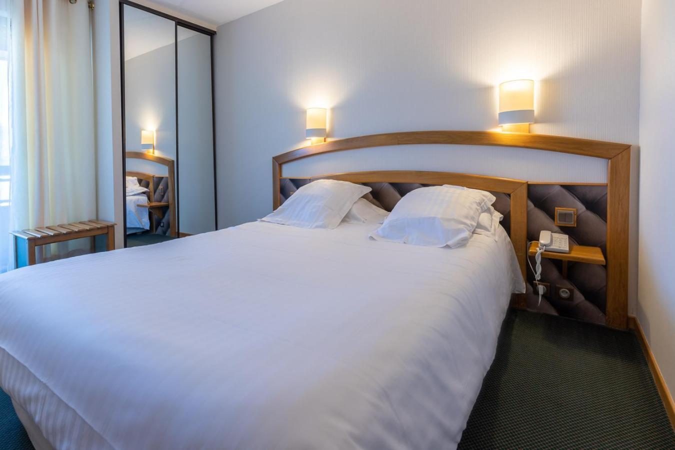Best Western Le Relais De Laguiole Hotel & Spa Bagian luar foto