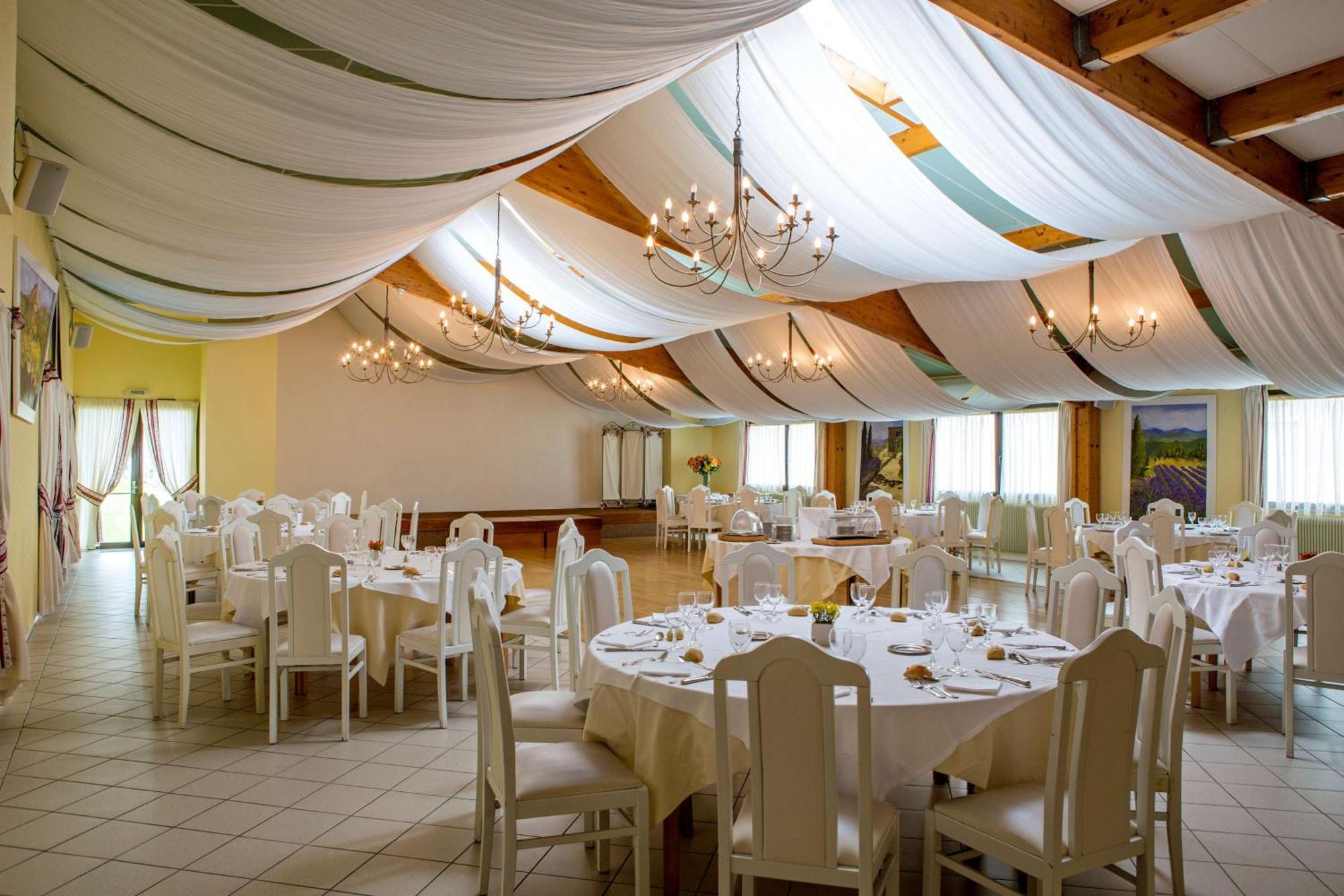 Best Western Le Relais De Laguiole Hotel & Spa Bagian luar foto